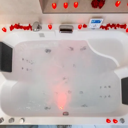 L'escapade Indigo - Balneo - Sauna Appartement *